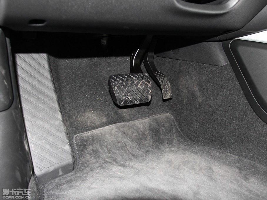 2014WA6L 30 FSI CVTg(sh)