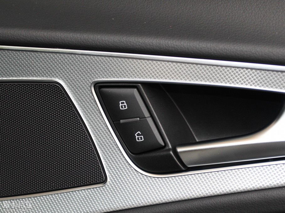 2014WA6L 30 FSI CVTg(sh)