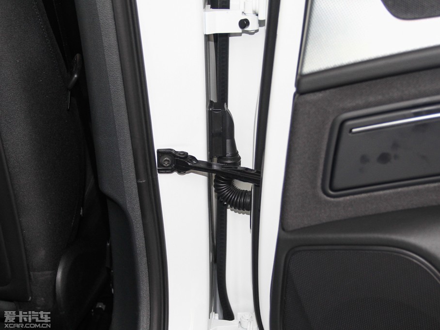 2014WA6L 30 FSI CVTg