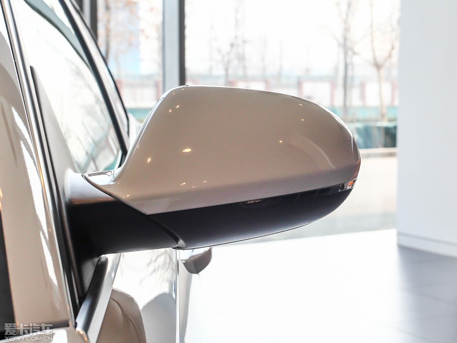 2014WA6L 30 FSI CVTg