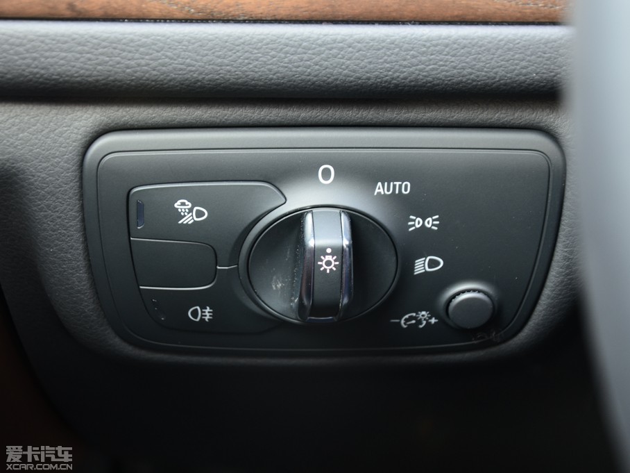 2014WA6L 35 FSI CVTA