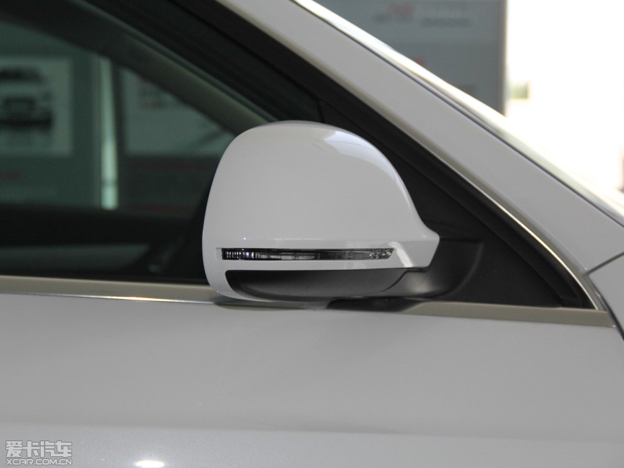 2015WQ3 30 TFSI M(jn)ȡ