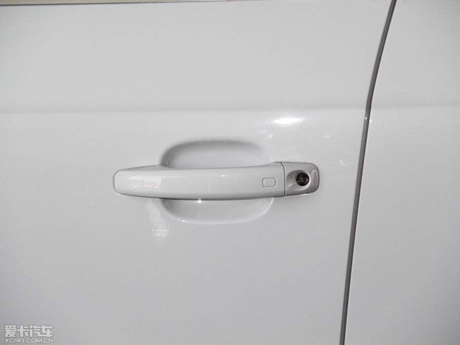 2015?yun)WQ3 30 TFSI M(jn)ȡ