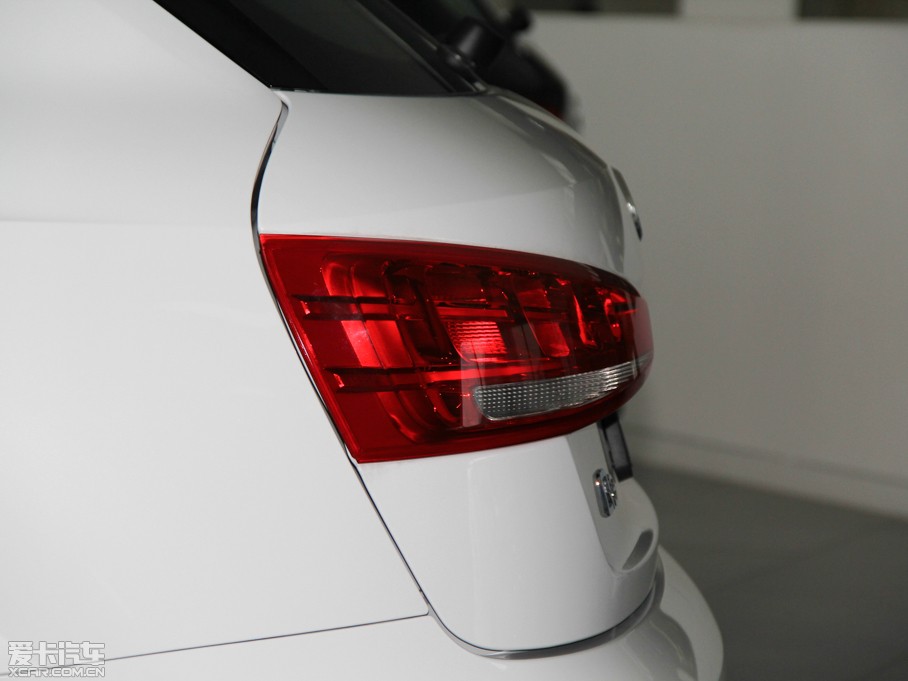 2015WQ3 30 TFSI M(jn)ȡ