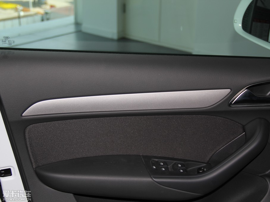 2015WQ3 30 TFSI M(jn)ȡ