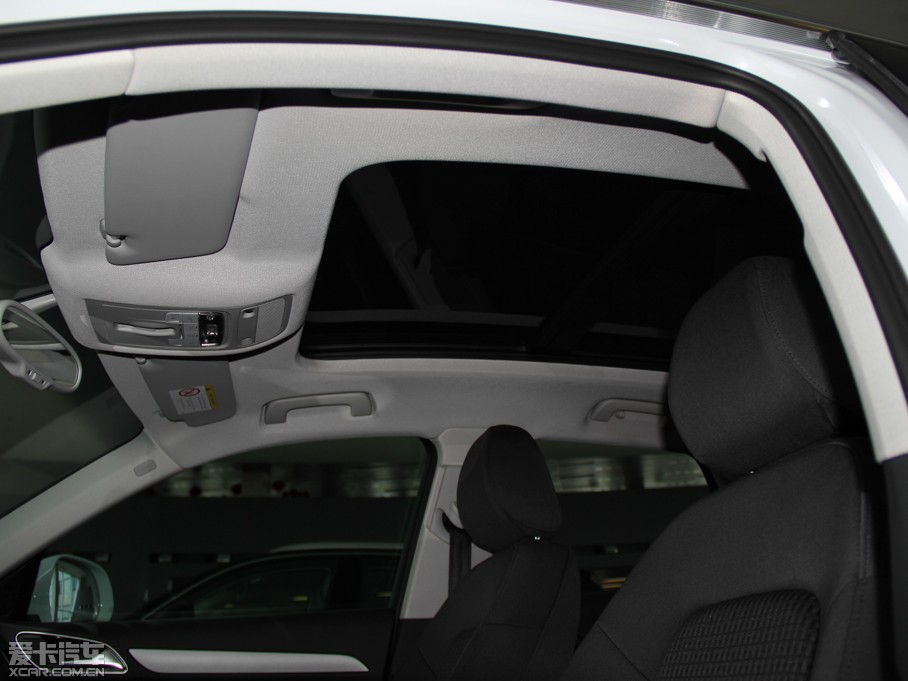 2015WQ3 30 TFSI M(jn)ȡ