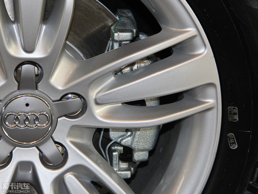 2015WQ3 35 TFSI quattro m