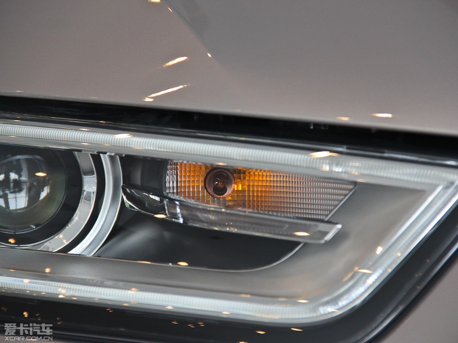 2015?yun)WQ3 35 TFSI quattro m