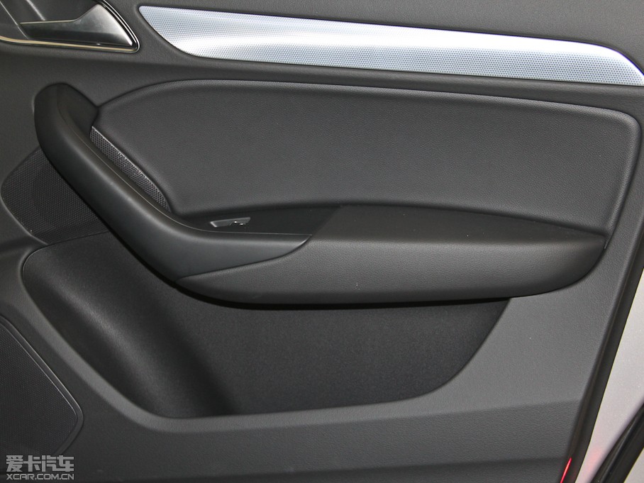 2015?yun)WQ3 35 TFSI quattro m