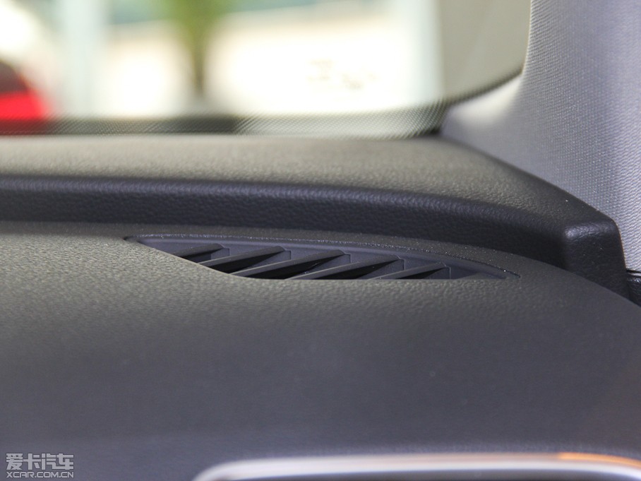 2015?yun)WQ3 35 TFSI quattro m