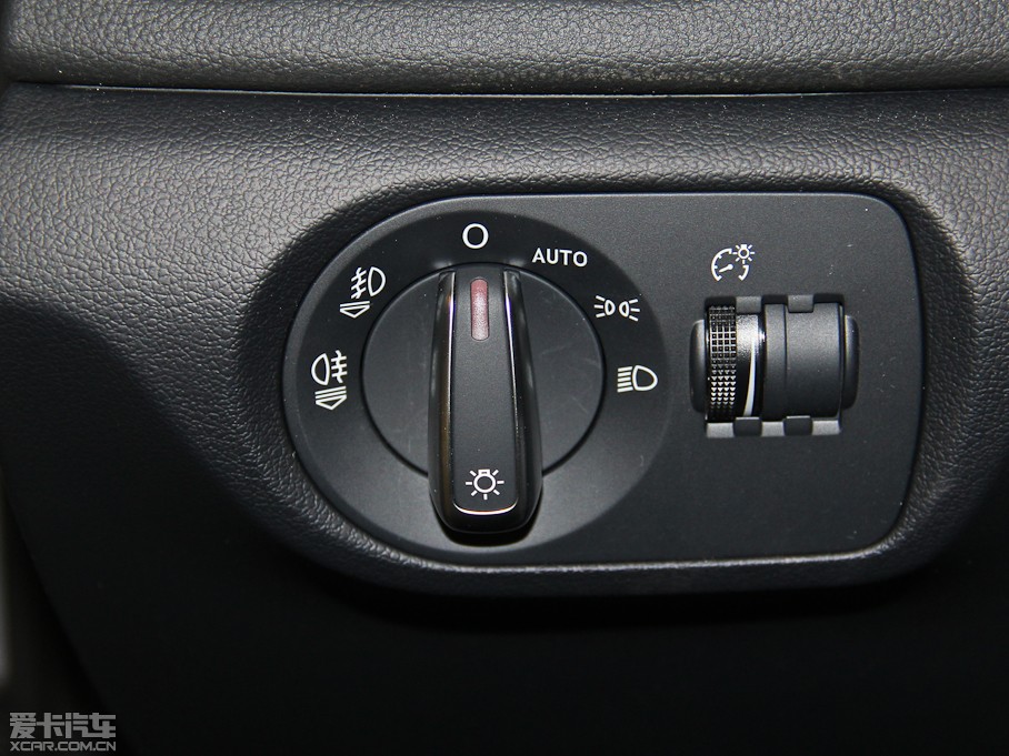 2015WQ3 35 TFSI quattro m