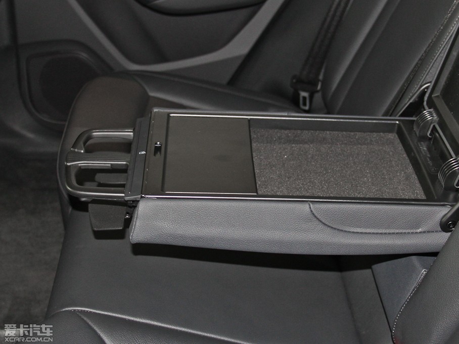 2015?yun)WQ3 35 TFSI quattro m