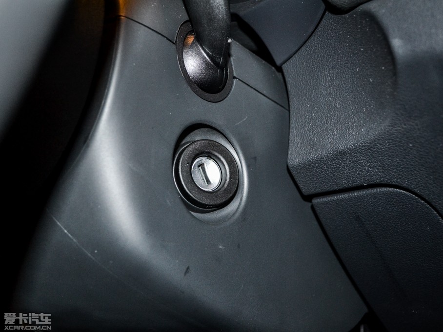 2015?yun)WQ3 35 TFSI quattro g(sh)