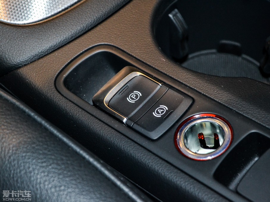 2015��W��Q3 35 TFSI quattro ���g��