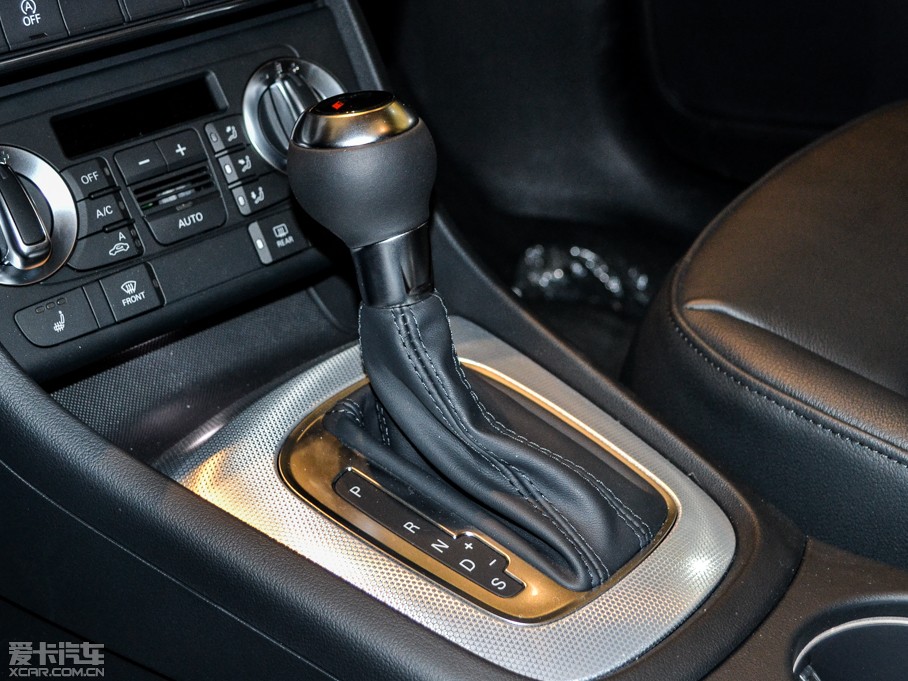 2015WQ3 35 TFSI quattro g(sh)