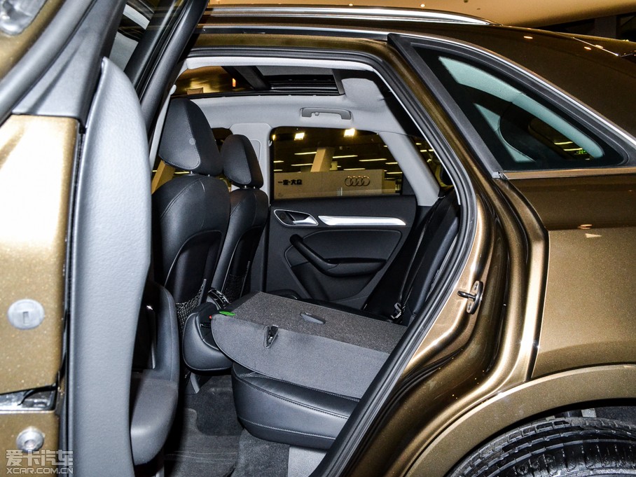 2015��W��Q3 35 TFSI quattro ���g��