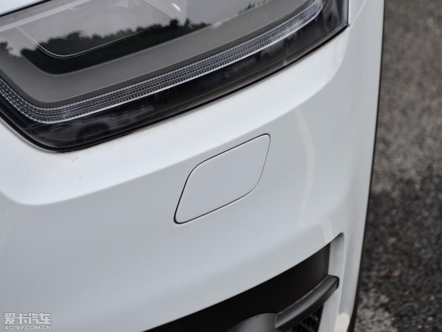 2015?yun)WQ3 30 TFSI (bio)(zhn)