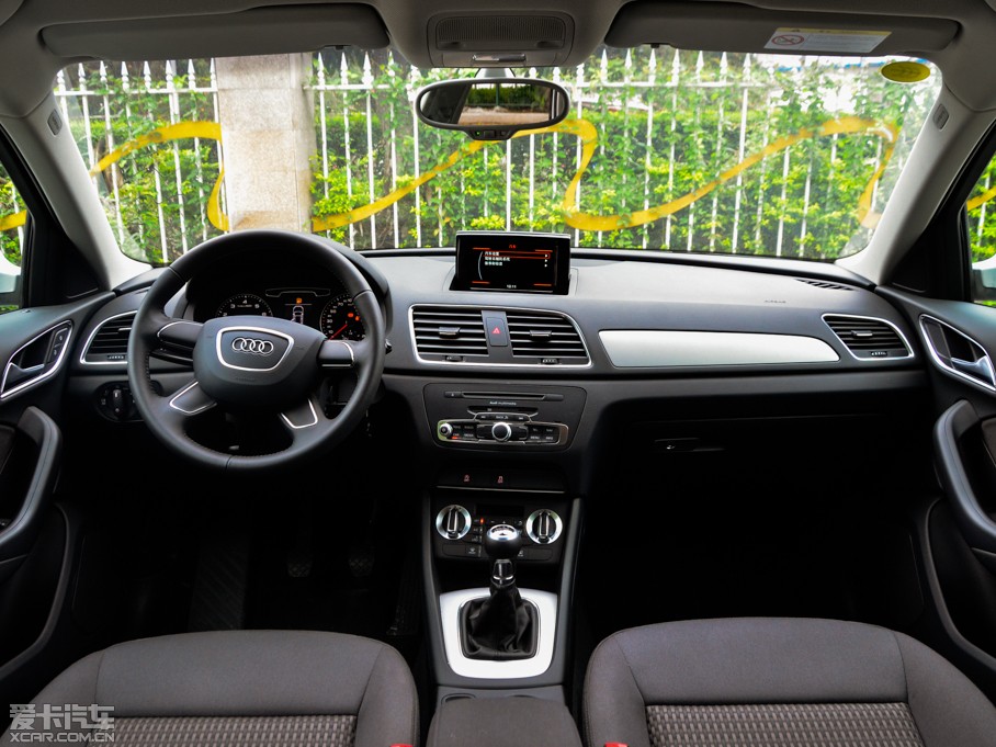 2015?yun)WQ3 30 TFSI (bio)(zhn)