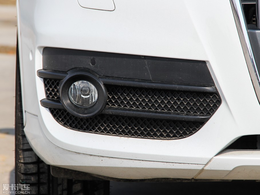 2015?yun)WQ3 35 TFSI quattro A