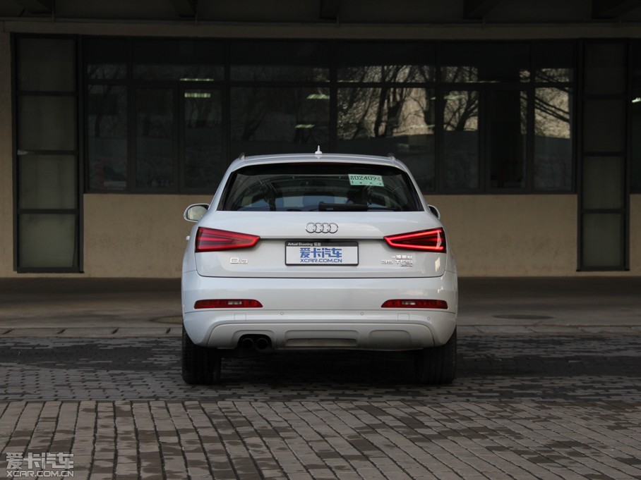 2015?yun)WQ3 35 TFSI quattro A