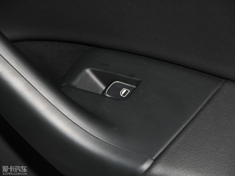 2015WQ3 35 TFSI quattro A