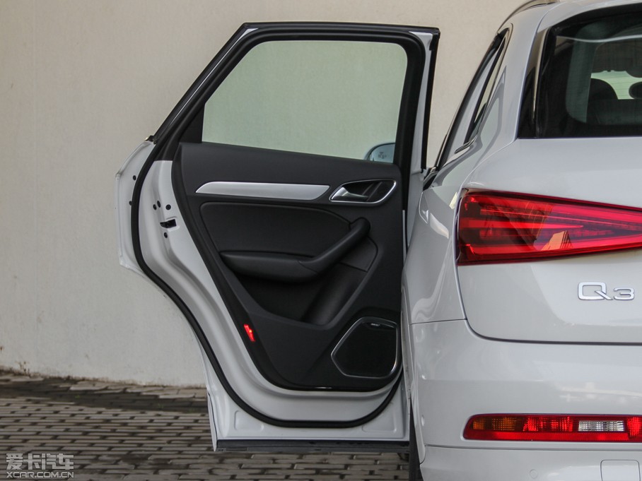 2015WQ3 35 TFSI quattro A