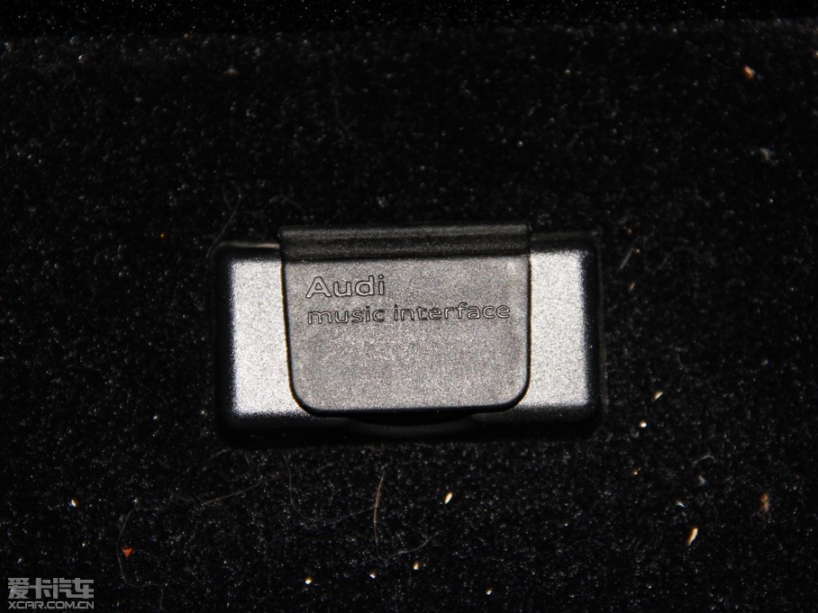 2015?yun)WQ3 35 TFSI quattro A