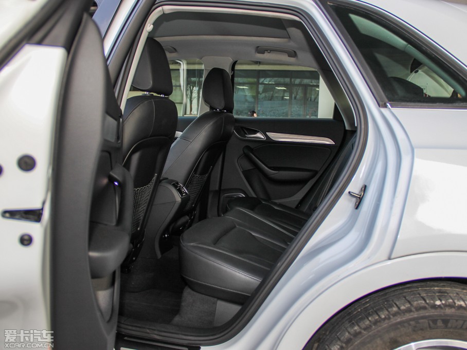 2015WQ3 35 TFSI quattro A