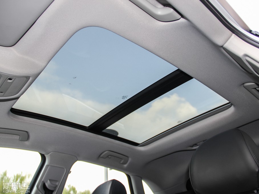 2015?yun)WQ3 35 TFSI quattro A