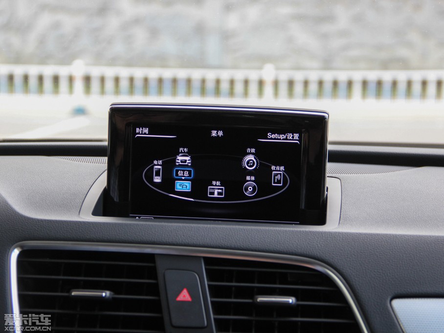 2015?yun)WQ3 35 TFSI quattro A