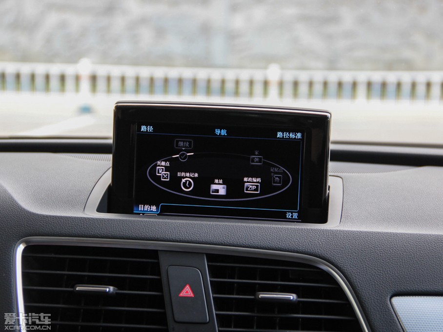 2015?yun)WQ3 35 TFSI quattro A