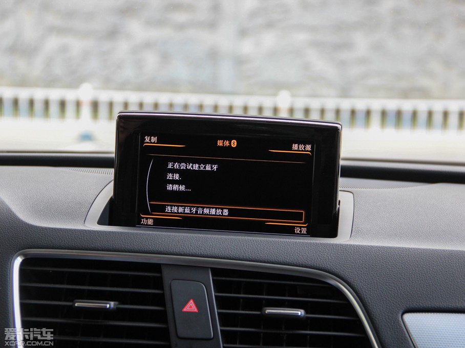 2015?yun)WQ3 35 TFSI quattro A