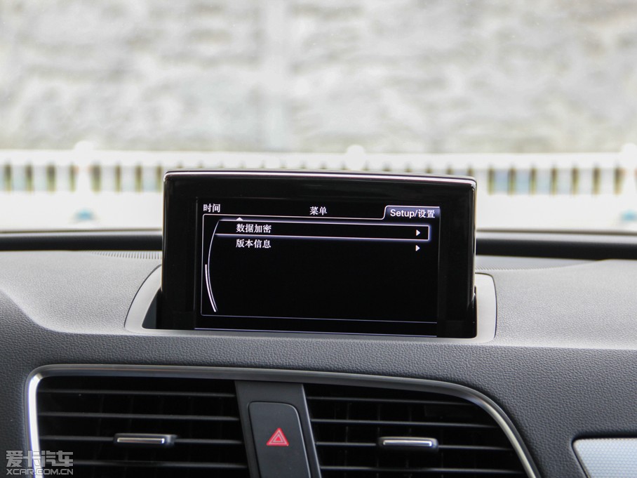 2015?yun)WQ3 35 TFSI quattro A