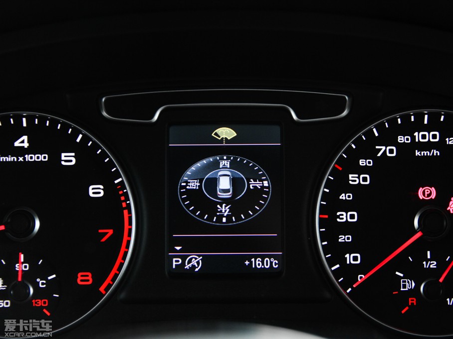 2015?yun)WQ3 35 TFSI quattro A