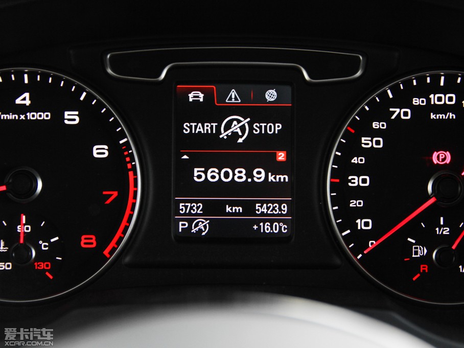 2015?yun)WQ3 35 TFSI quattro A