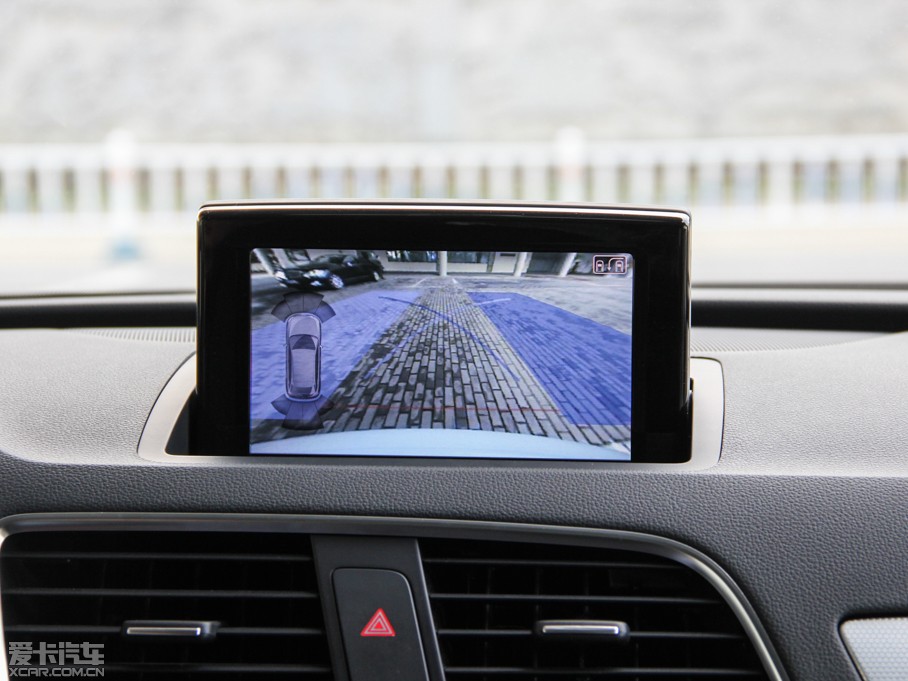 2015?yun)WQ3 35 TFSI quattro A