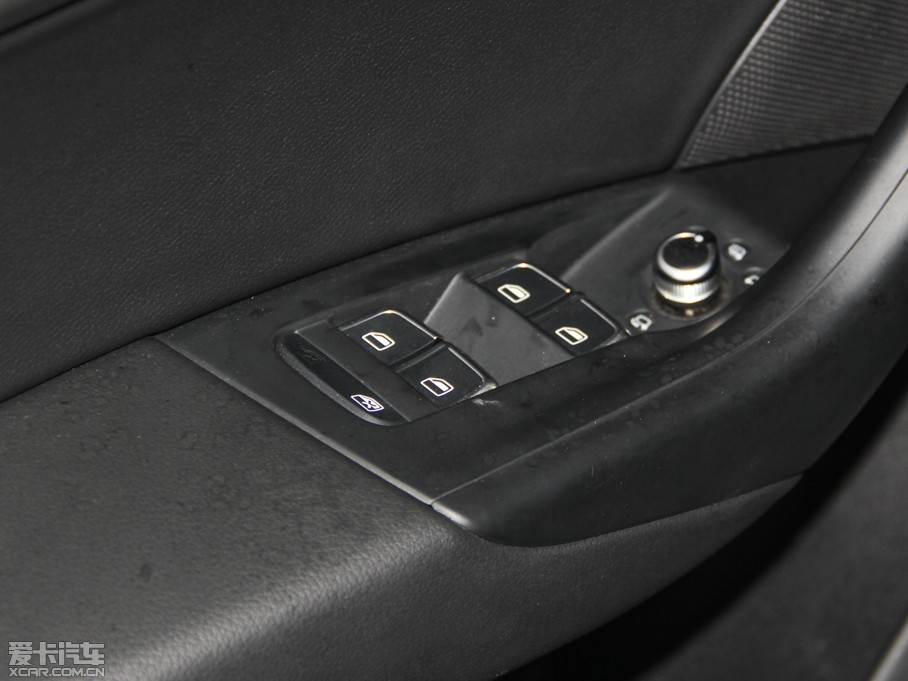 2015?yun)WQ3 35 TFSI quattro A