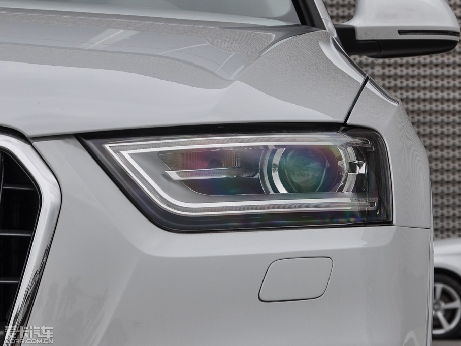 2015?yun)WQ3 35 TFSI m