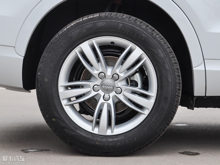 2015?yun)WQ3 35 TFSI m