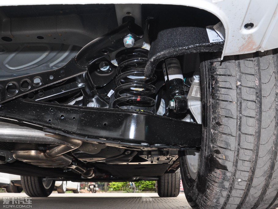 2015?yun)WQ3 35 TFSI m