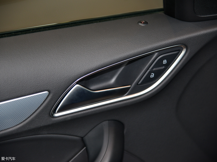 2015WQ3 35 TFSI quattro 300fo