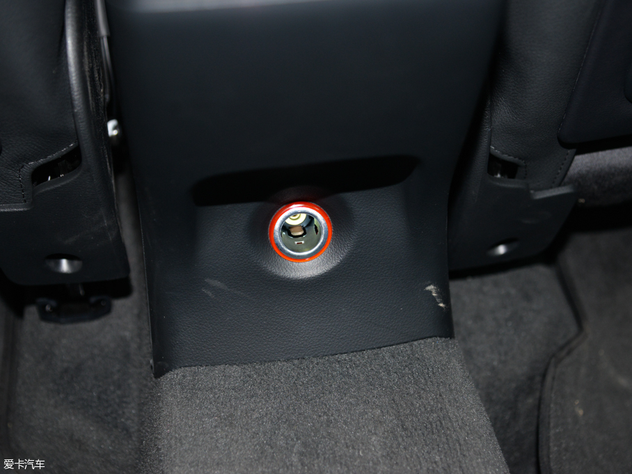 2015WQ3 35 TFSI quattro 300fo