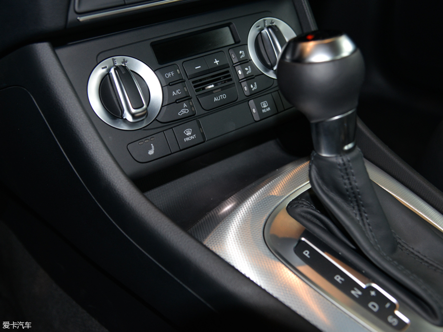 2015WQ3 35 TFSI quattro 300fo