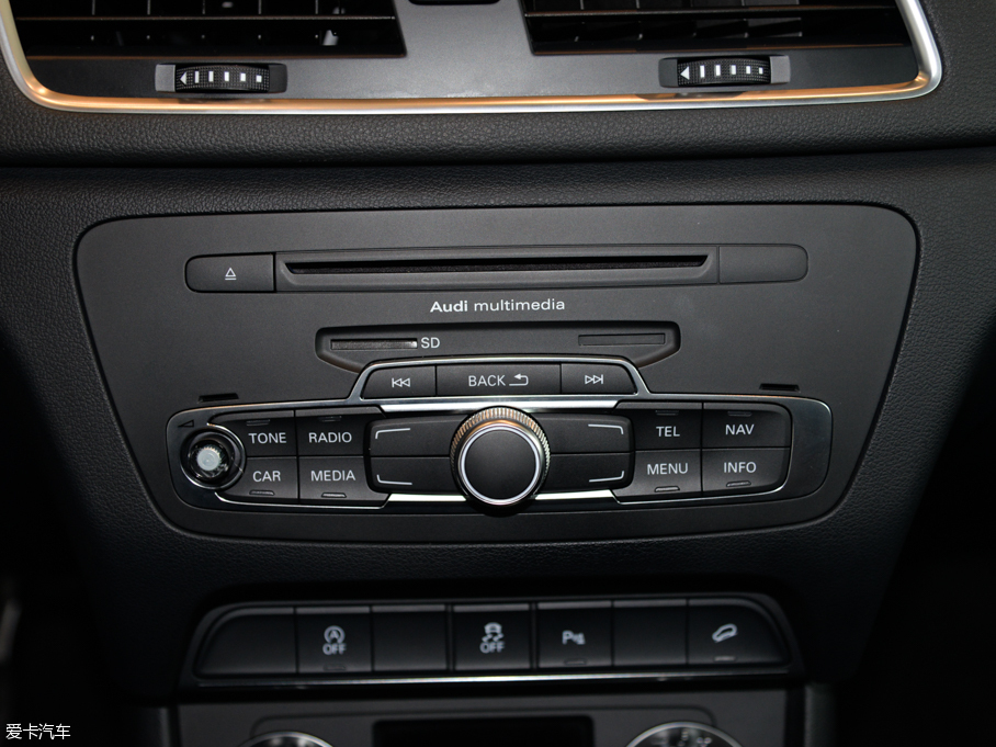 2015WQ3 35 TFSI quattro 300fo