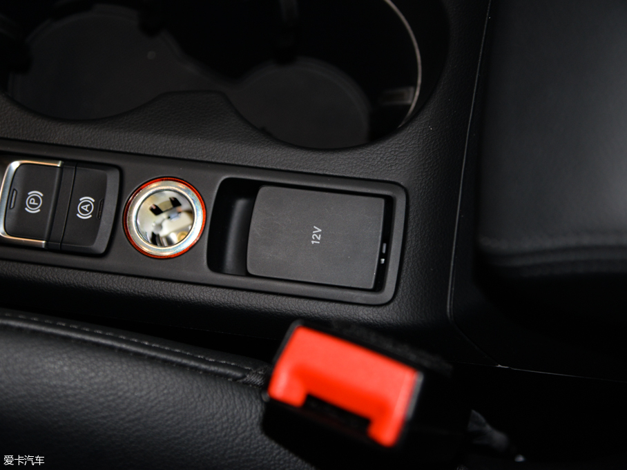 2015WQ3 35 TFSI quattro 300fo