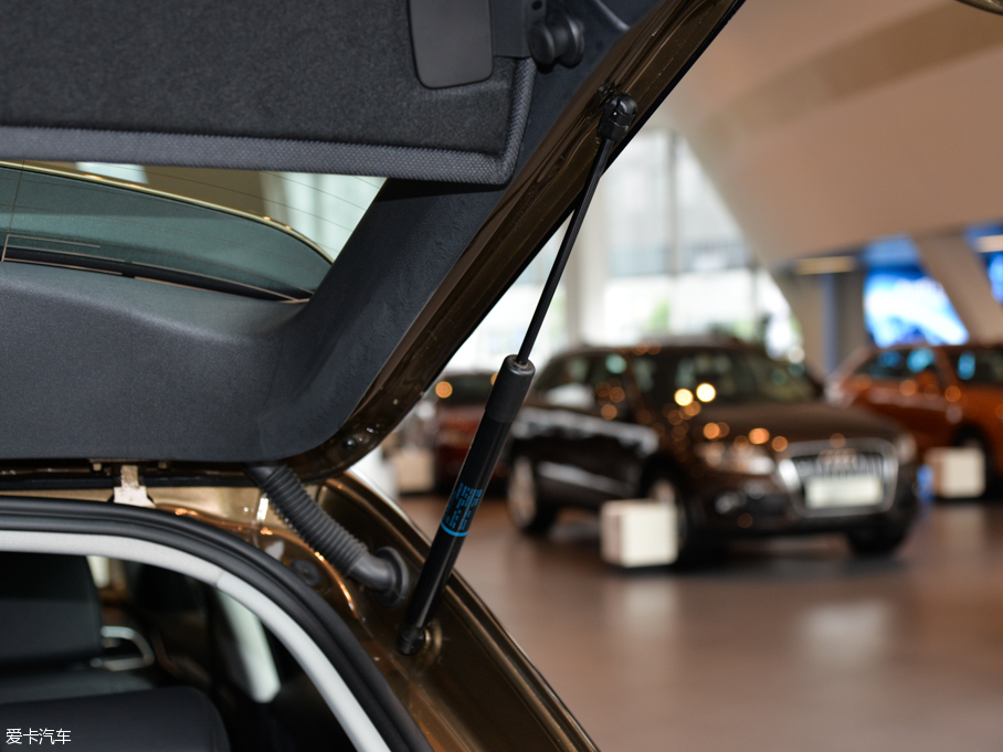 2015WQ3 35 TFSI quattro 300fo