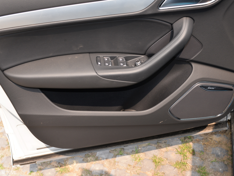 2015WQ3 35 TFSI quattro 300fo