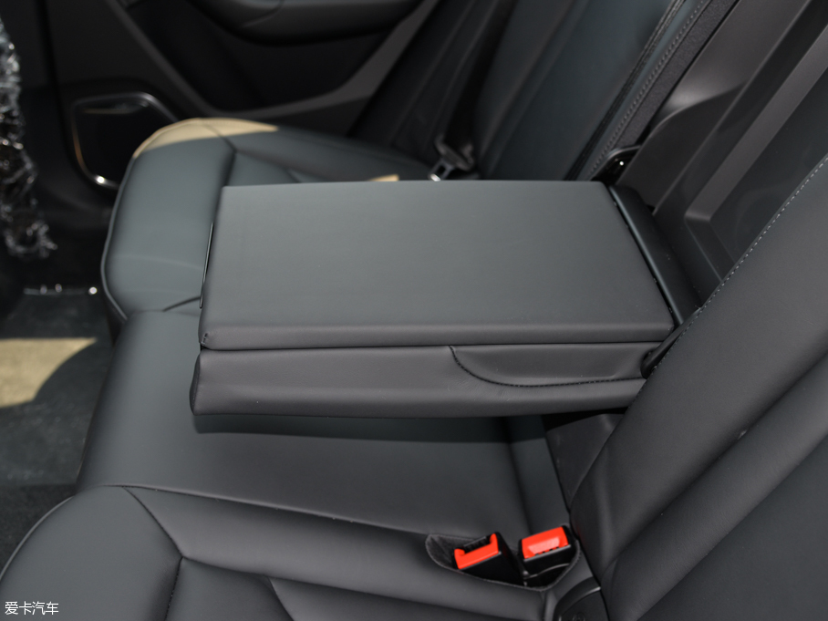 2015WQ3 35 TFSI quattro 300fo