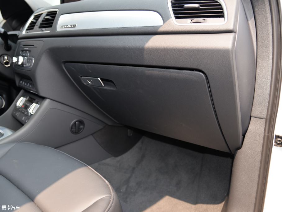 2015WQ3 35 TFSI quattro 300fo