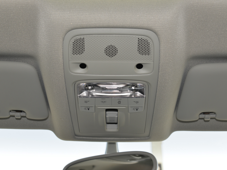 2015?yun)WQ3 35 TFSI quattro 300f(wn)o(j)(l)